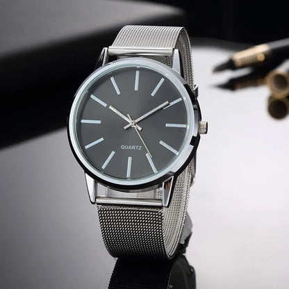 2023 Luxe Damen-Quarzuhr in Silber, minimalistisch – elegante Business-Uhr mit atmungsaktivem Leder und Stahl