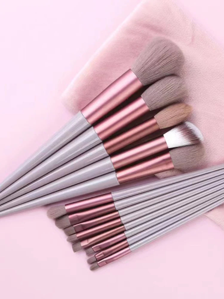 13-Piece Soft Fiber Makeup Brush Set for Beginners – Includes Eye Shadow, Powder, and Concealer Brushes