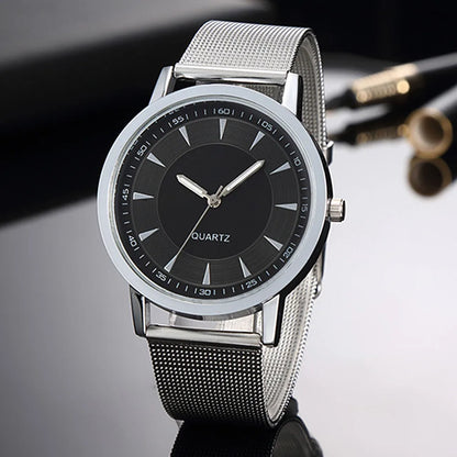 2023 Luxe Damen-Quarzuhr in Silber, minimalistisch – elegante Business-Uhr mit atmungsaktivem Leder und Stahl