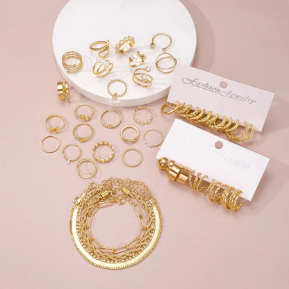 Elegantes 5-teiliges Schmuckset für Damen – Halskette, Ohrringe, Ring und Armband