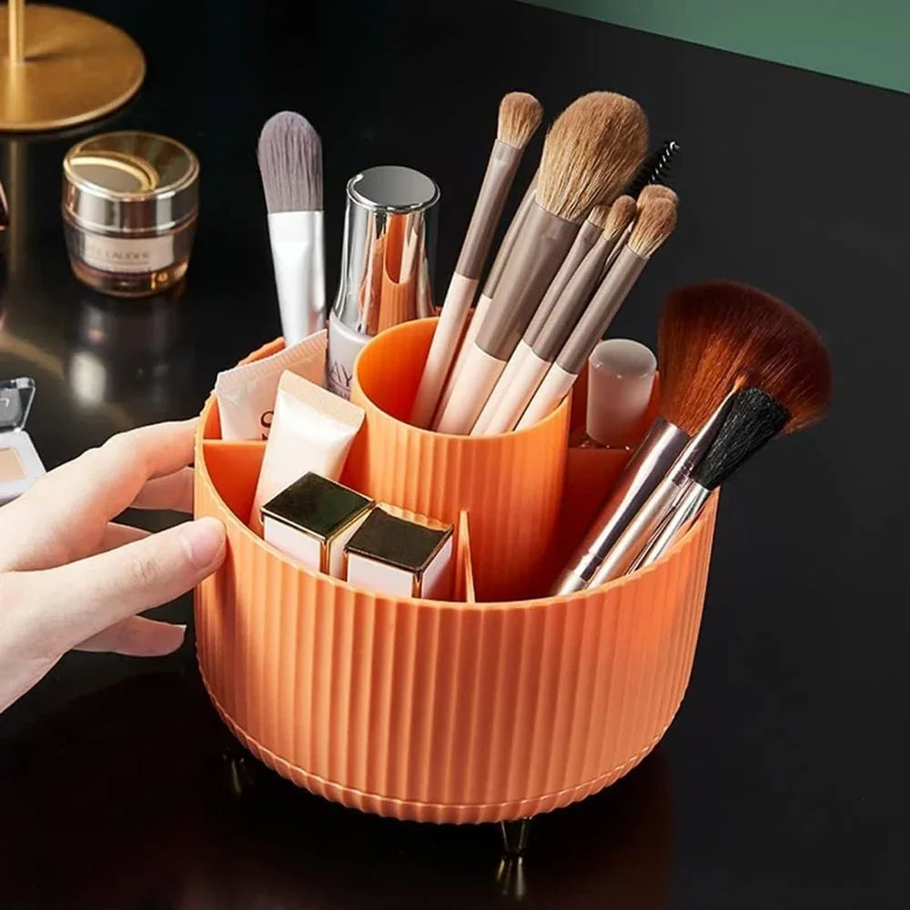 360° Rotating Large Capacity Makeup Brush and Cosmetic Organizer – Desktop Storage for Lipsticks, Eyebrow Pencils, and More