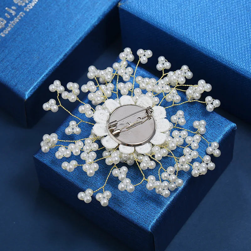 Elegant Korean-Style Pearl Brooch for Women – Classic Office Suit and Coat Accessory