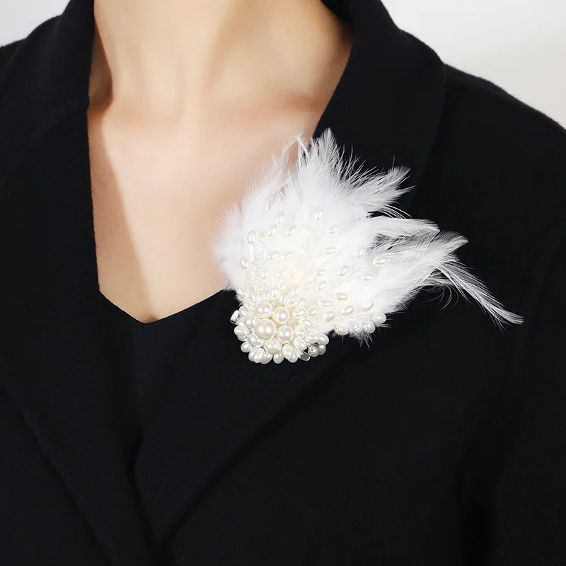 Elegant Korean-Style Pearl Brooch for Women – Classic Office Suit and Coat Accessory