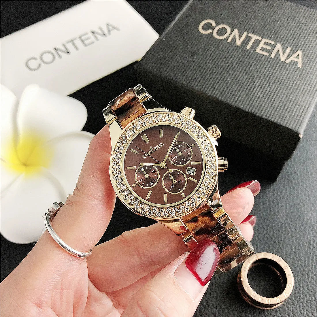 Elegant Rose Gold Women's Quartz Watch with Rhinestones – Luxury Fashion Bracelet Timepiece